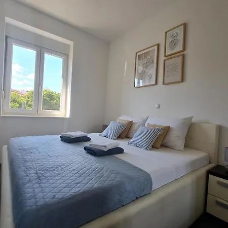 New Modern-park View-5 Minutes From Diocletian's Palace 公寓 *