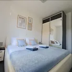 New Modern-park View-5 Minutes From Diocletian's Palace *
