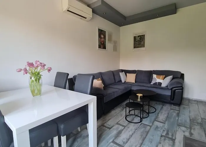 New Modern-park View-5 Minutes From Diocletian's Palace 아파트